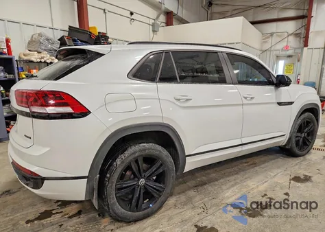 2023 Volkswagen Atlas Cross Sport Sel R-Line z USA, uszkodzony, nr VIN 1V2SE2CA6PC203038